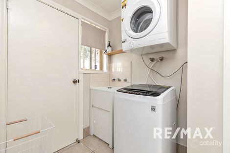 Property photo of 1/1 Honeysuckle Place Lake Albert NSW 2650