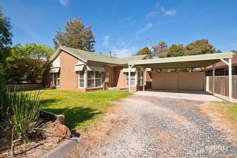 Property photo of 22 Dalpura Circuit Frankston VIC 3199