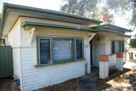 Property photo of 130 Lawrence Street Wodonga VIC 3690