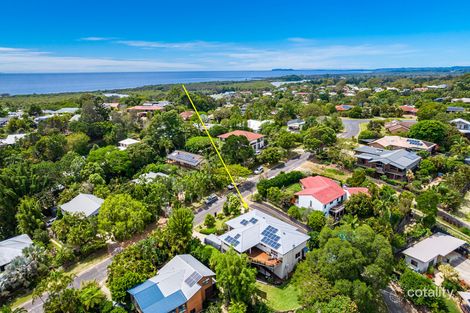 Property photo of 13 Bulgoon Crescent Ocean Shores NSW 2483