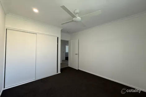 Property photo of 8 Summer Drive Wondunna QLD 4655