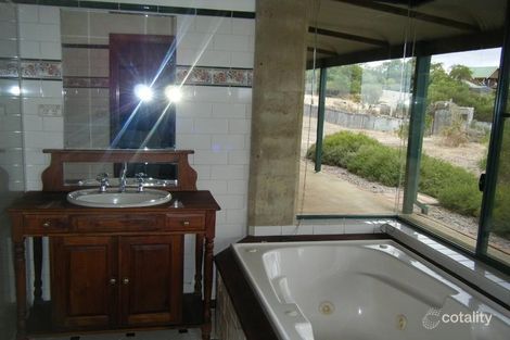 Property photo of 10 Sexton Drive Moresby WA 6530