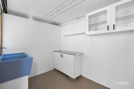 Property photo of 1/111 Pembroke Road Coorparoo QLD 4151