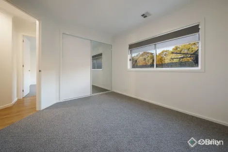 Property photo of 3 Dartnell Crescent Wodonga VIC 3690
