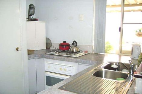 Property photo of 5 Karlak Close Leda WA 6170