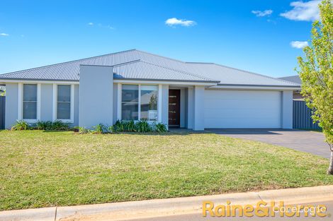 Property photo of 13 Waterfall Crescent Dubbo NSW 2830