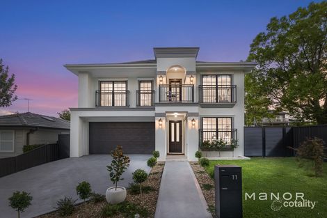 11 Oval St, Old Toongabbie, NSW 2146