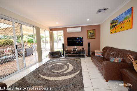 Property photo of 2 Nettle Place Halls Head WA 6210