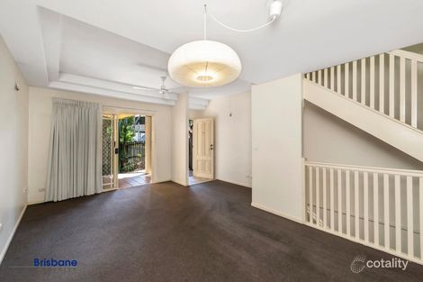 Property photo of 2/31 Mulgrave Street Spring Hill QLD 4000