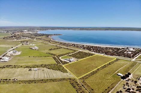 22 Little Islands Rd, Streaky Bay, SA 5680