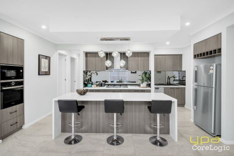 Property photo of 240 Duff Street Cranbourne West VIC 3977