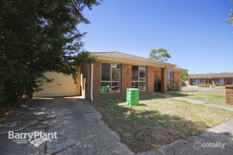 Property photo of 1/64 Gipps Crescent Cranbourne North VIC 3977