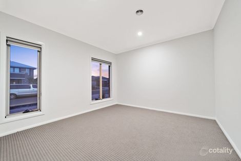 Property photo of 7 Horsley Street Thornhill Park VIC 3335