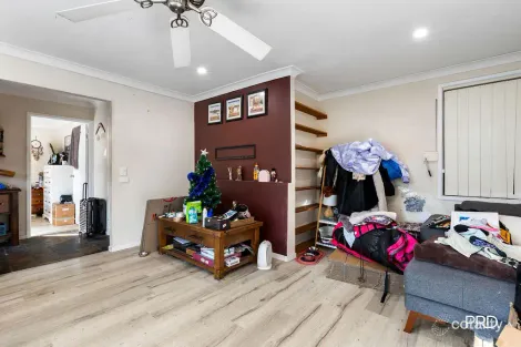 Property photo of 8 Seaton Crescent Cranebrook NSW 2749