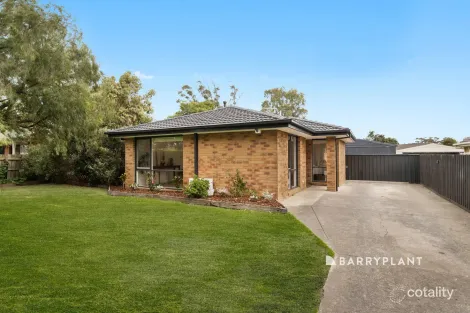 68 Duncan Dr, Pakenham, VIC 3810