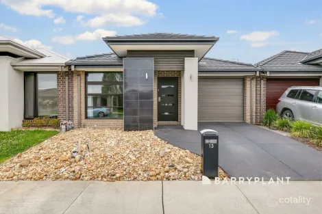 13 Gillingham Cres, Clyde North, VIC 3978