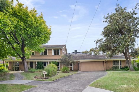 Property photo of 3 Mareeba Court Glen Waverley VIC 3150