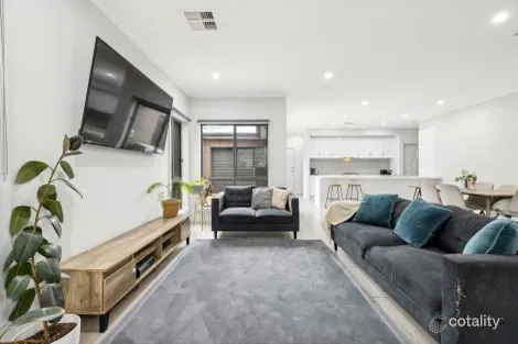 Property photo of 10 Le Hunte Road Seaford Heights SA 5169