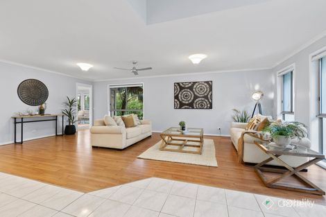 Property photo of 5 Peppermint Grove Langwarrin VIC 3910