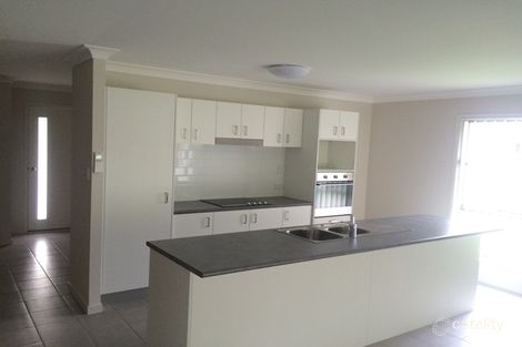 Property photo of 18 Seashore Way Toogoom QLD 4655