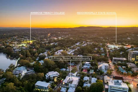 Property photo of 4/11 Priory Street Indooroopilly QLD 4068