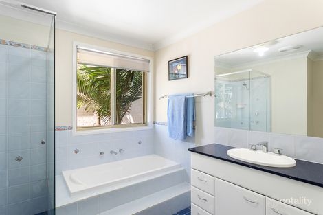 Property photo of 13 Lavender Place Woongarrah NSW 2259