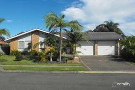 33 Grandis Dr, Tuncurry, NSW 2428