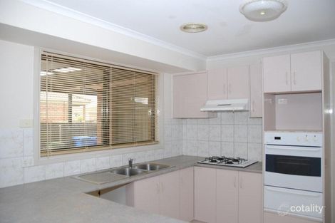 Property photo of 3 Linmac Drive Hampton Park VIC 3976