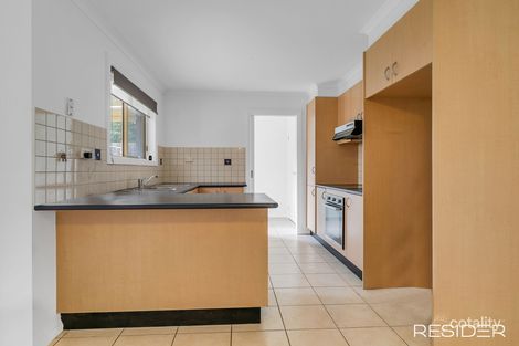 Property photo of 16 Tiffany Grove South Morang VIC 3752