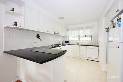 Property photo of 11 Roxburgh Road Wantirna VIC 3152