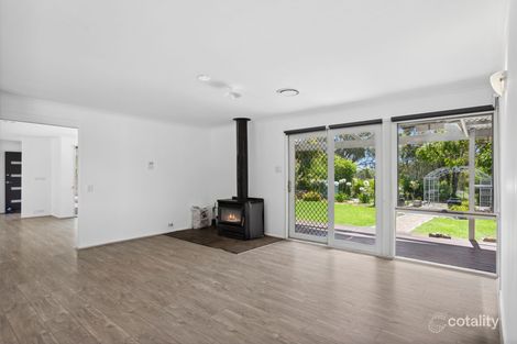 Property photo of 10 Aberdeen Road Elphinstone VIC 3448