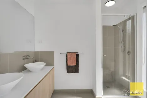 Property photo of 5 Sicily Avenue Deanside VIC 3336