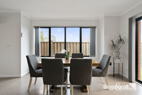 Property photo of 55 Swamphen Drive Williams Landing VIC 3027