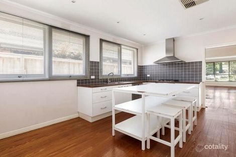 10 Penleigh Ct, St Kilda East, VIC 3183