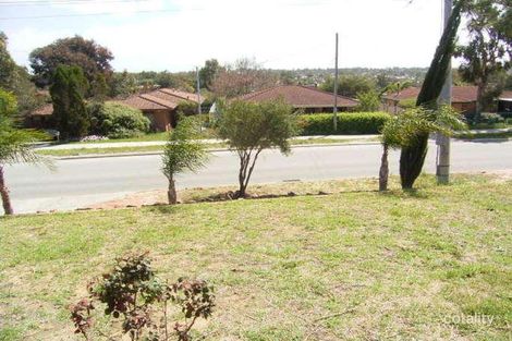 Property photo of 32 Wintersweet Ramble Mirrabooka WA 6061