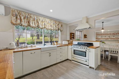 Property photo of 2 Drummer Hill Lane Mooroolbark VIC 3138