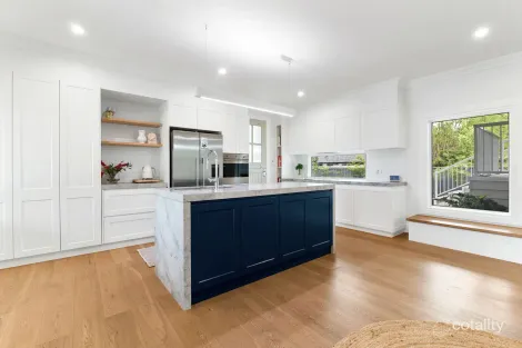 Property photo of 4 Hermes Place Emu Plains NSW 2750