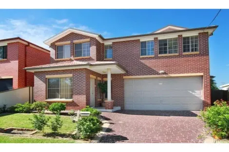 Property photo of 23 Hull Avenue Lurnea NSW 2170
