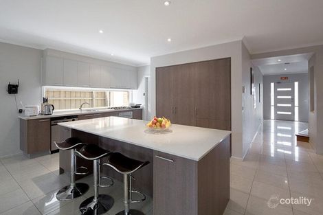 Property photo of 17 Marga Place Keysborough VIC 3173