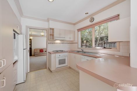 Property photo of 2/14 Oak Street Surrey Hills VIC 3127