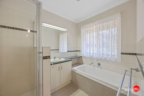 Property photo of 9 Jerribong Way Kangaroo Flat VIC 3555