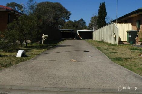13 Finch Pl, St Clair, NSW 2759