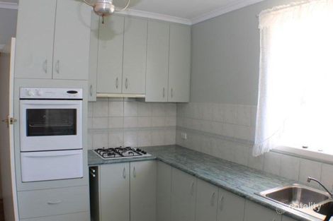 Property photo of 10 Flora Grove Forest Hill VIC 3131