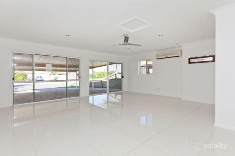 Property photo of 8 Butterfield Close Victoria Point QLD 4165
