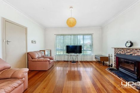 Property photo of 33 Cobham Street St Albans VIC 3021