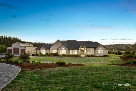 13 Stanley St, Chirnside Park, VIC 3116