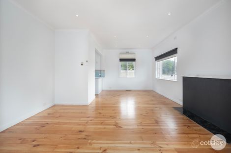 3 Muir Cres, Newington, VIC 3350