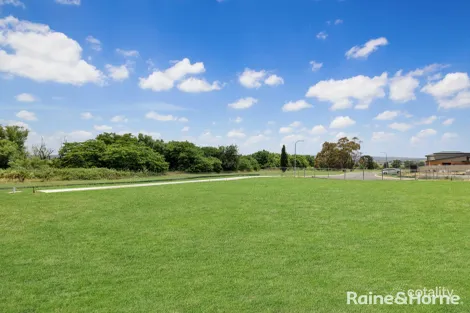 Property photo of 27 Campbell Close Llanarth NSW 2795