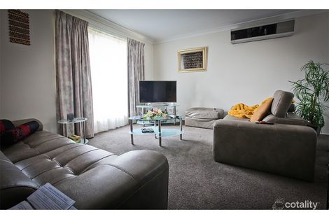 Property photo of 13 Magnolia Close Casula NSW 2170