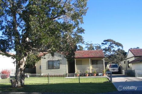 3 Albert St, Unanderra, NSW 2526